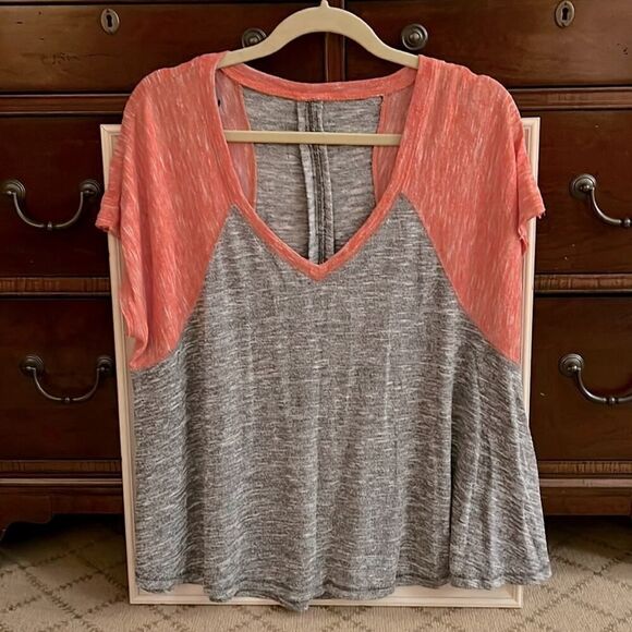 Urban Outfitters flowy boho style V neck coral/ gray M - Picture 1 of 10